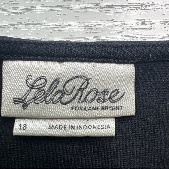 Lane Bryant Crop Top Womens 18 Black Ponte Knit Embellished Cap Sleeve - Picture 4 of 10